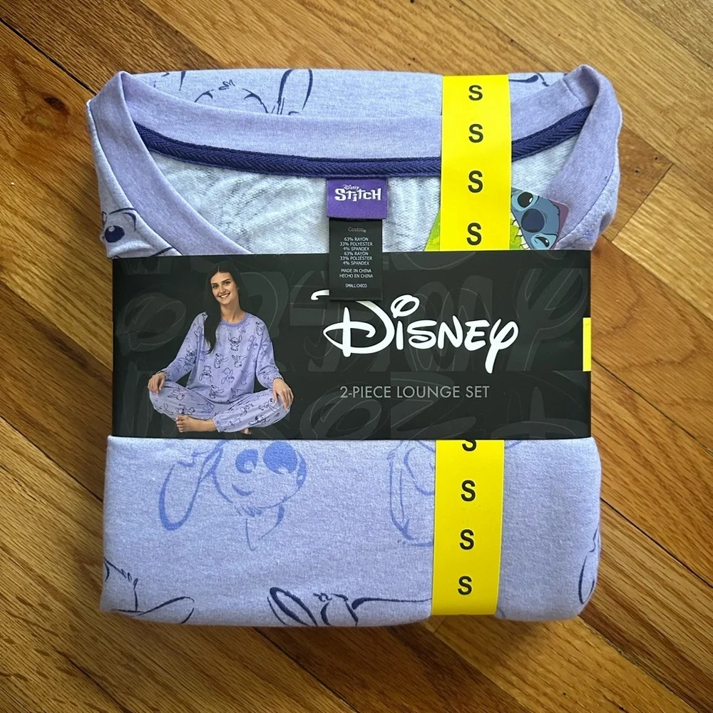 NWT Disney Stitch Pajama Set